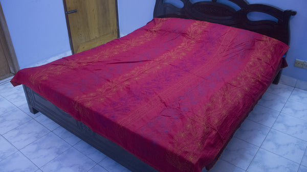 Magenta Shodla Nokshi Kantha