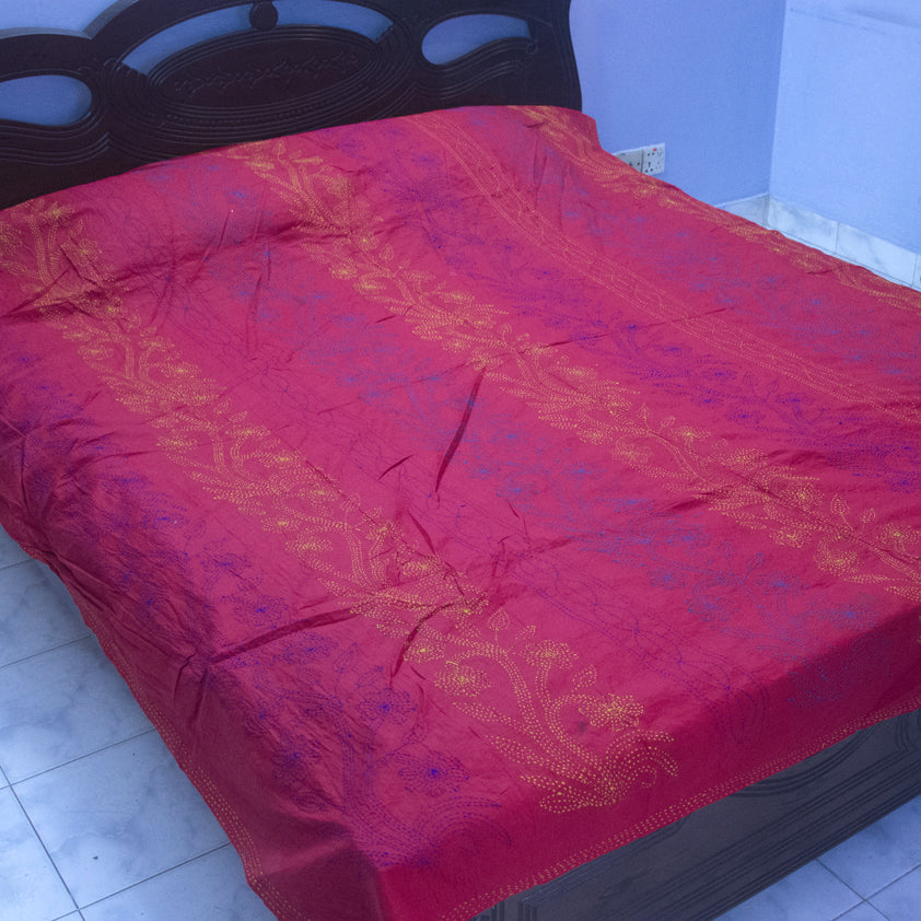 Magenta Shodla Nokshi Kantha